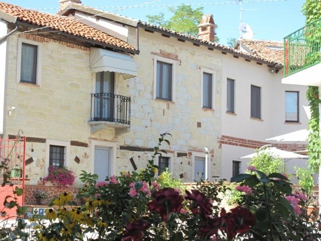 Grazzano Badoglio Albergotto Natalina المظهر الخارجي الصورة