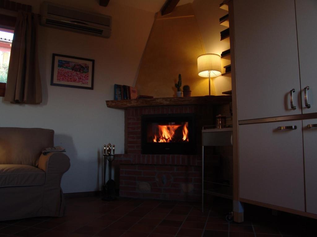 Grazzano Badoglio Albergotto Natalina الغرفة الصورة
